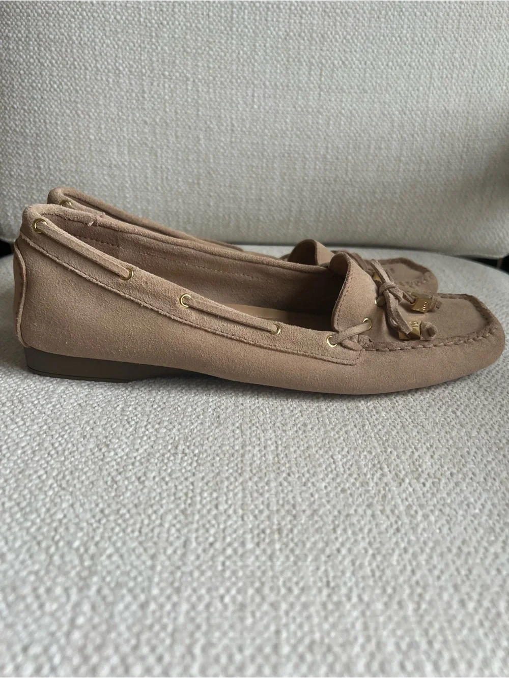 Michael Kors Suede Bow-Tie Moccasin Loafers in Taupe US9M